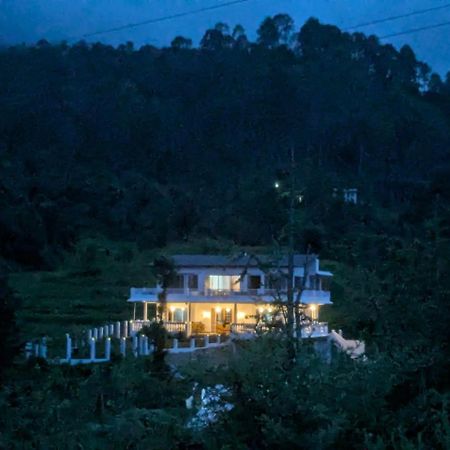 Brook Cottage Champawat Exterior photo